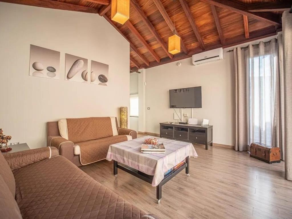 Villa El Tagoro กันเดลาเรีย ภายนอก รูปภาพ